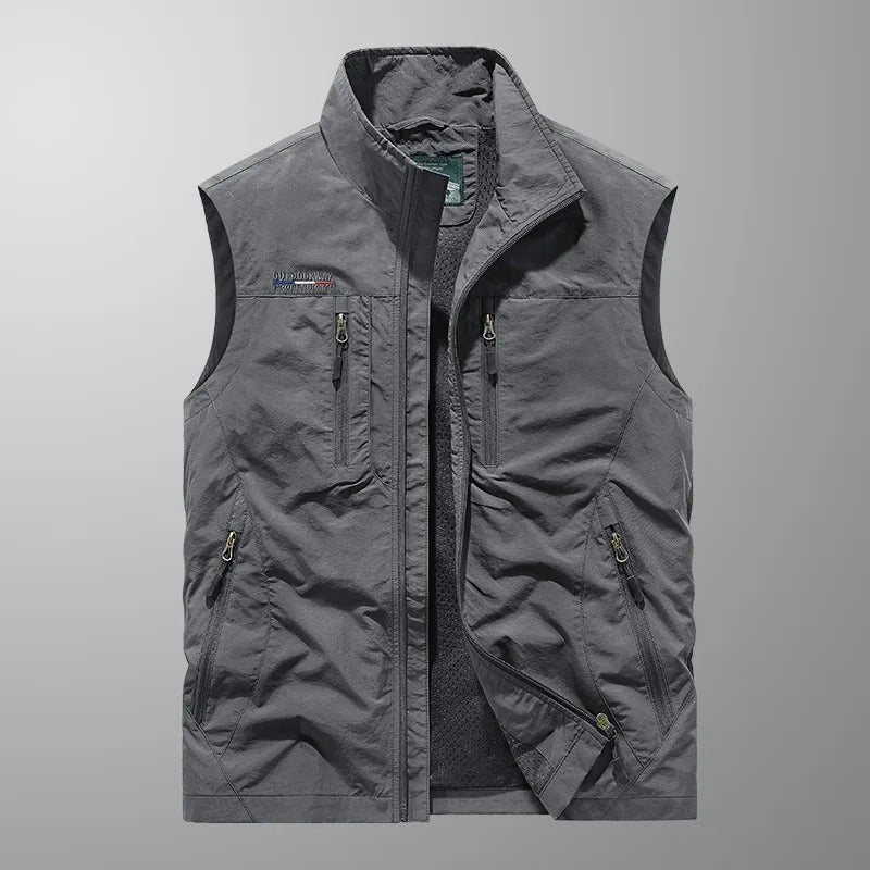 Axton | Multi-Pocket Breathable Outdoor Cargo Vest