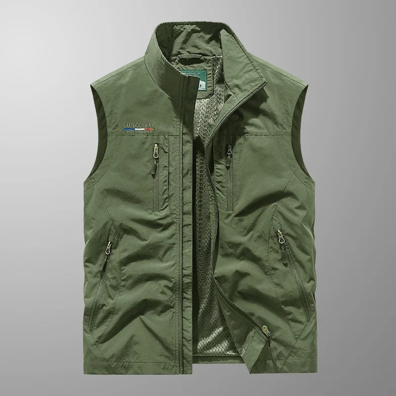 Axton | Multi-Pocket Breathable Outdoor Cargo Vest