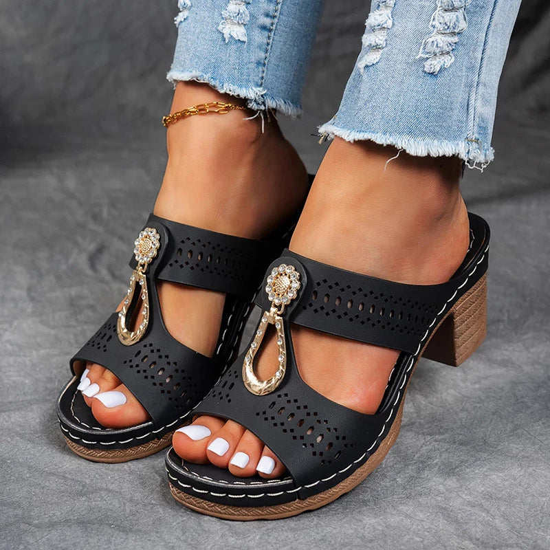 Danielle | Chic and Comfortable Orthopaedic Sandals