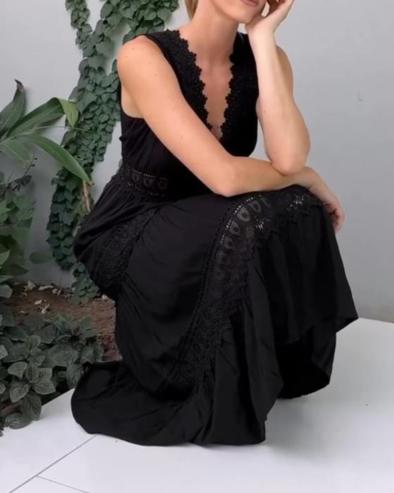 Amani | Elegant Lace V-Neck Midi Dress