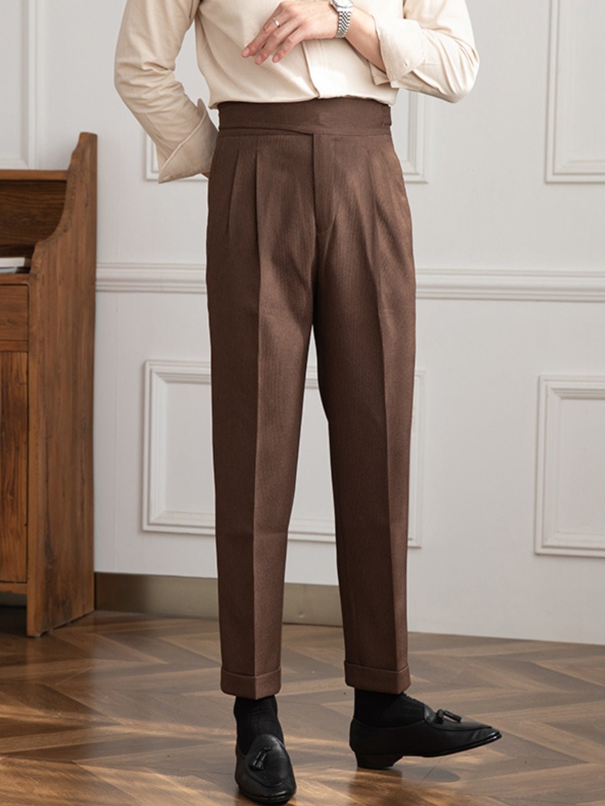 Evren | High-Waisted Gurkha Trousers